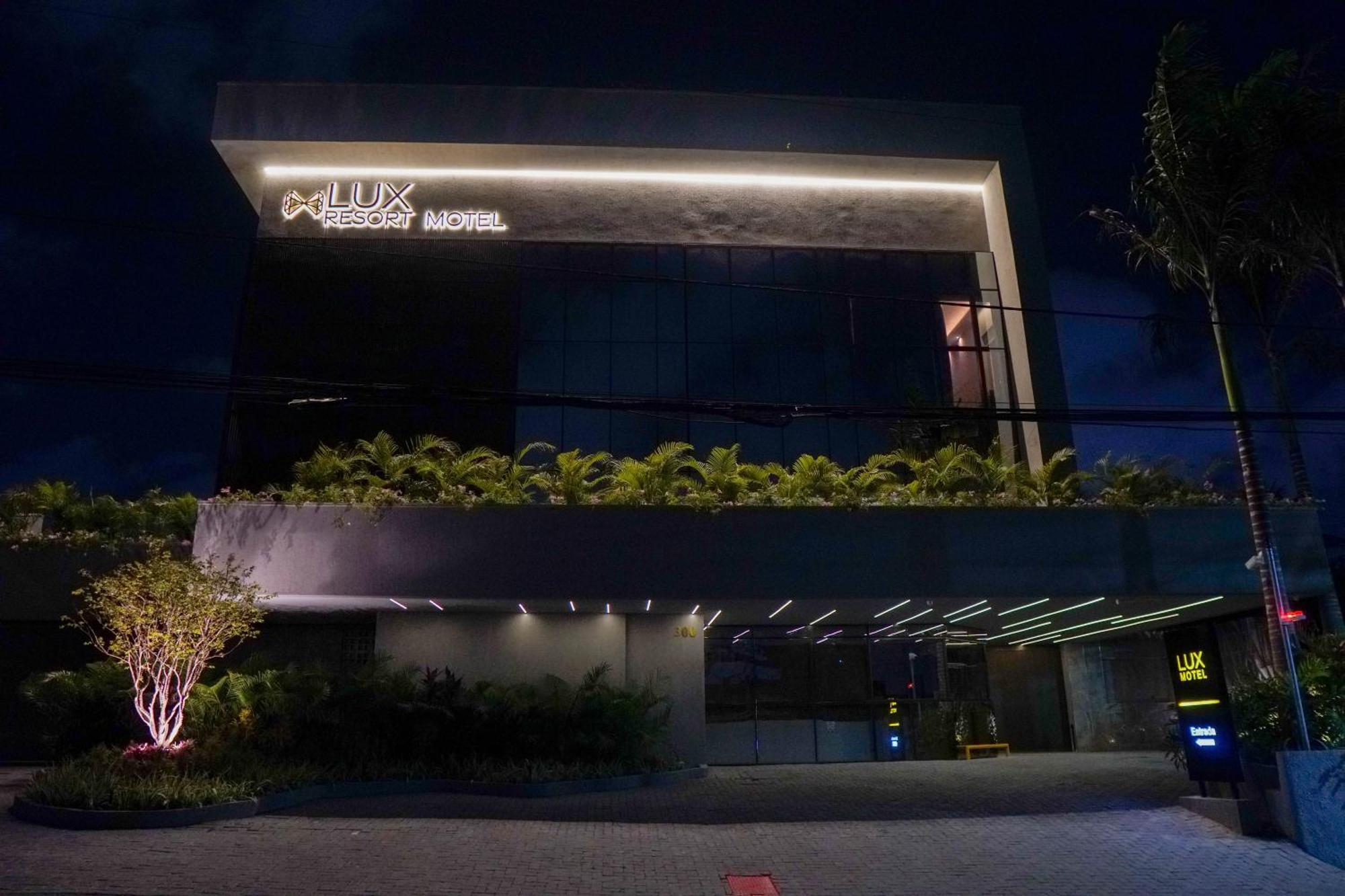 Lux Love hotel